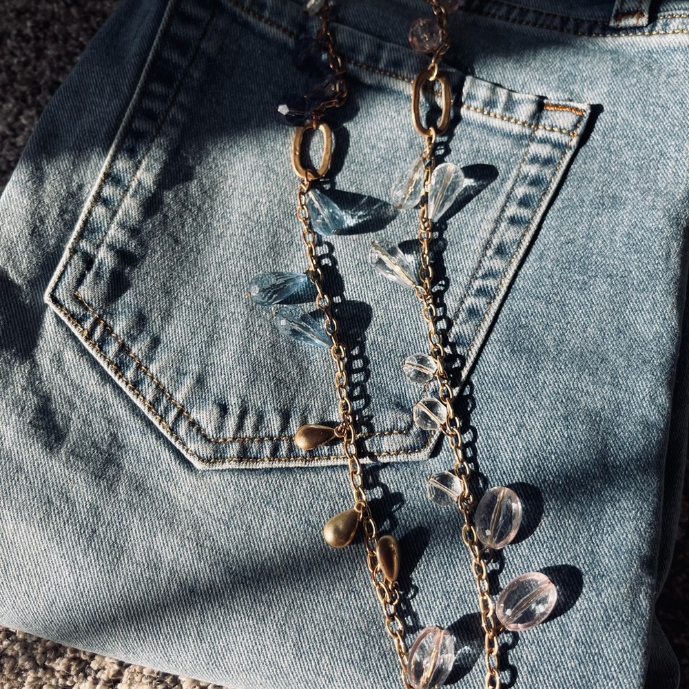 Long necklace - blue, pink tones on gold - Picture 4 of 4